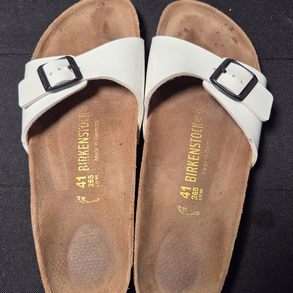 Birkenstock Women's Cream Sandals with Black Buckle
